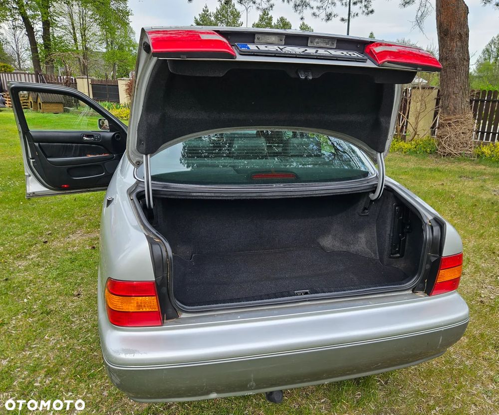 Lexus LS Standard - 21