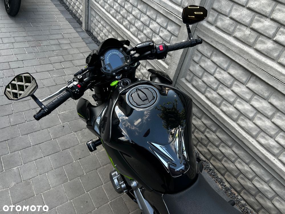 Kawasaki Z 900 - 13