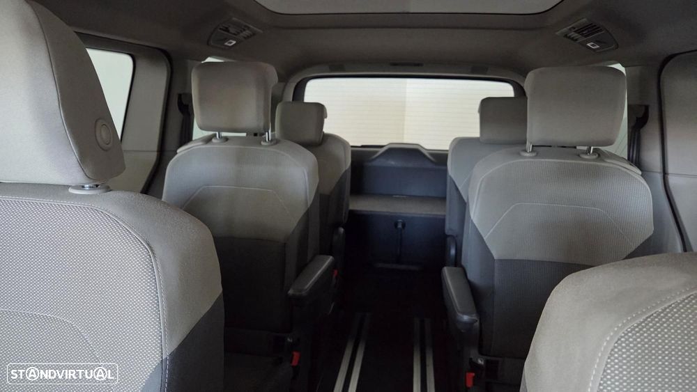VW Multivan 1.5 TSI Life Longa DSG - 12