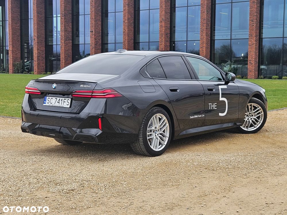 BMW Seria 5 540d xDrive mHEV M Sport - 8