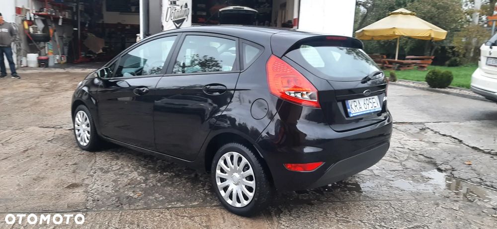 Ford Fiesta - 20