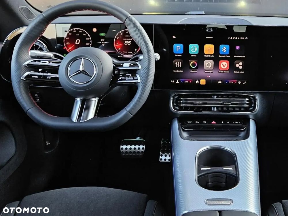 Mercedes-Benz CLA 200 4-Matic AMG Line 8G-DCT - 4