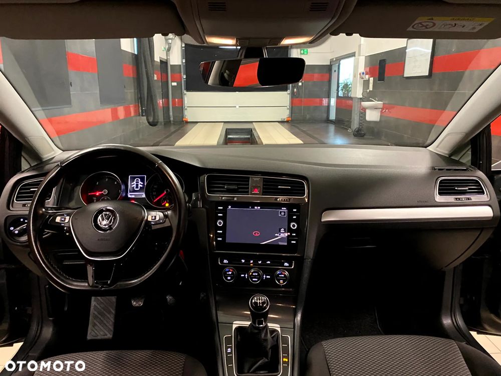 Volkswagen Golf 1.6 TDI BMT Trendline EU6 - 18