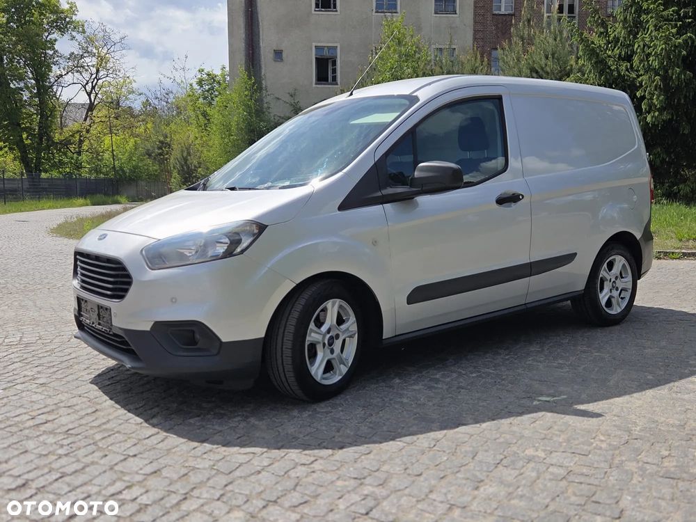 Ford Transit Courier Trend - 2