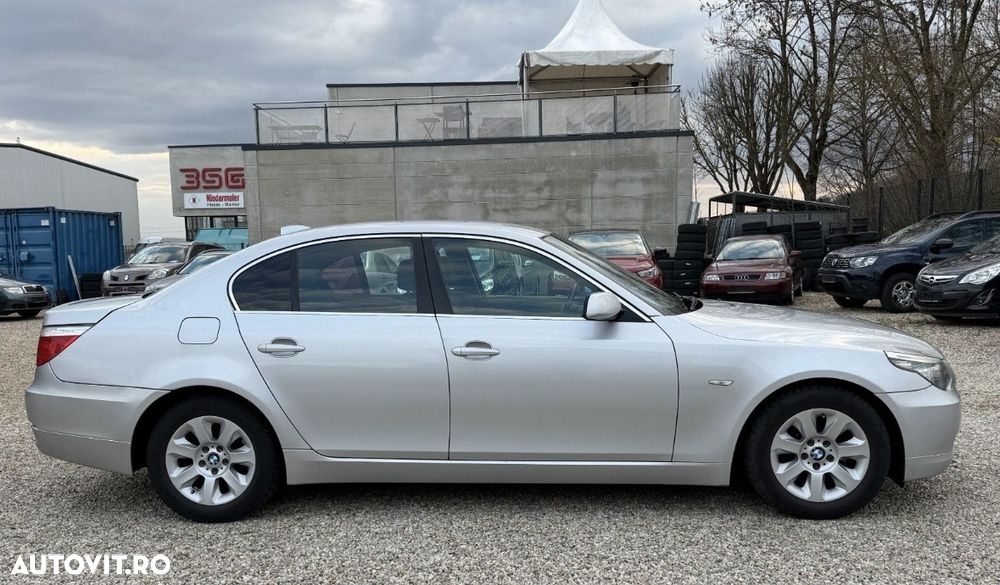 BMW Seria 5 520d Aut. Edition Exclusive - 2