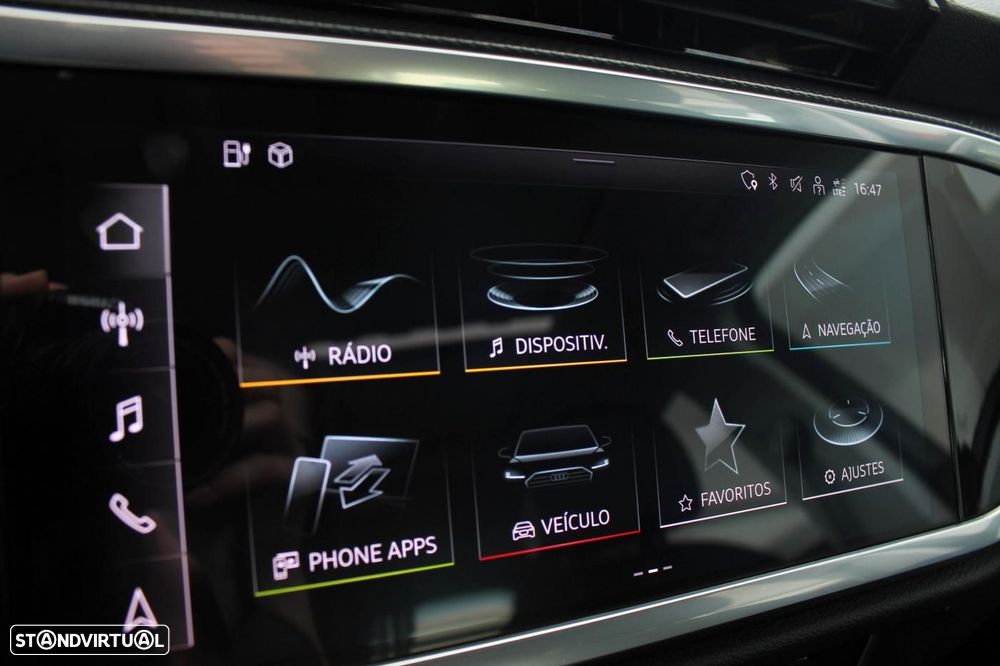 Audi Q3 45 TFSIe S tronic S line - 18