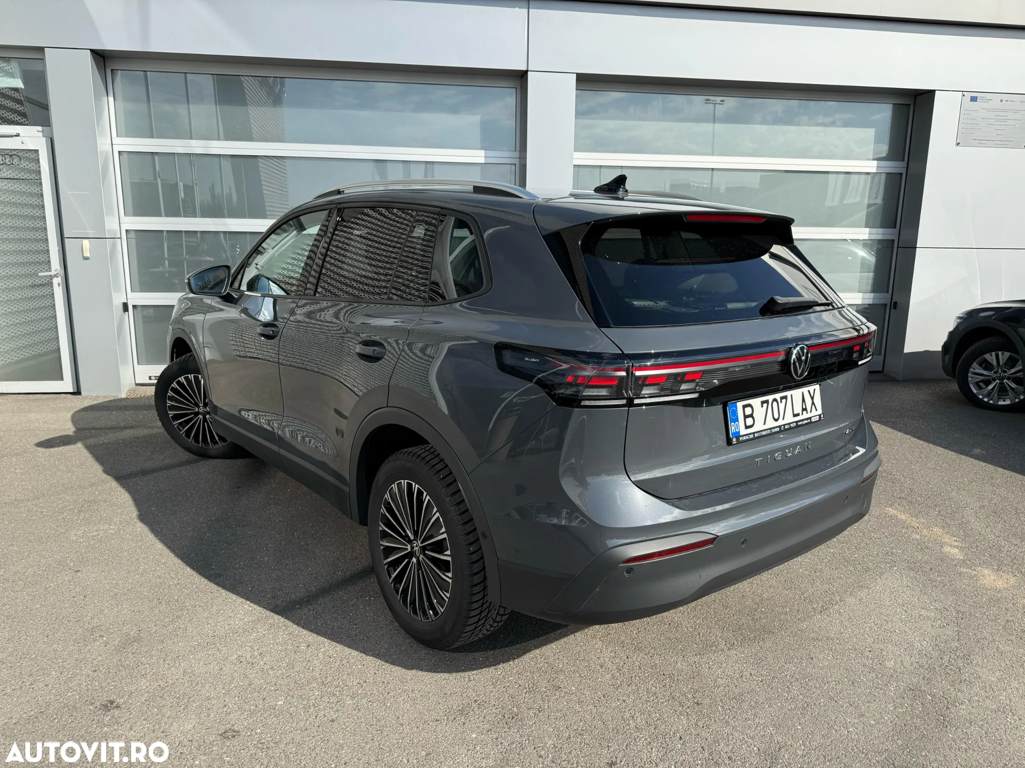 Volkswagen Tiguan 2.0 TDI DSG 4Motion Advanced - 5