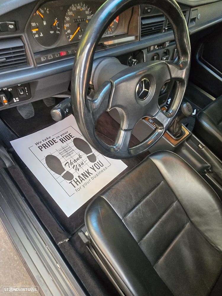 Mercedes-Benz W201 (1982-1993) 190 E 2.5-16 - 10