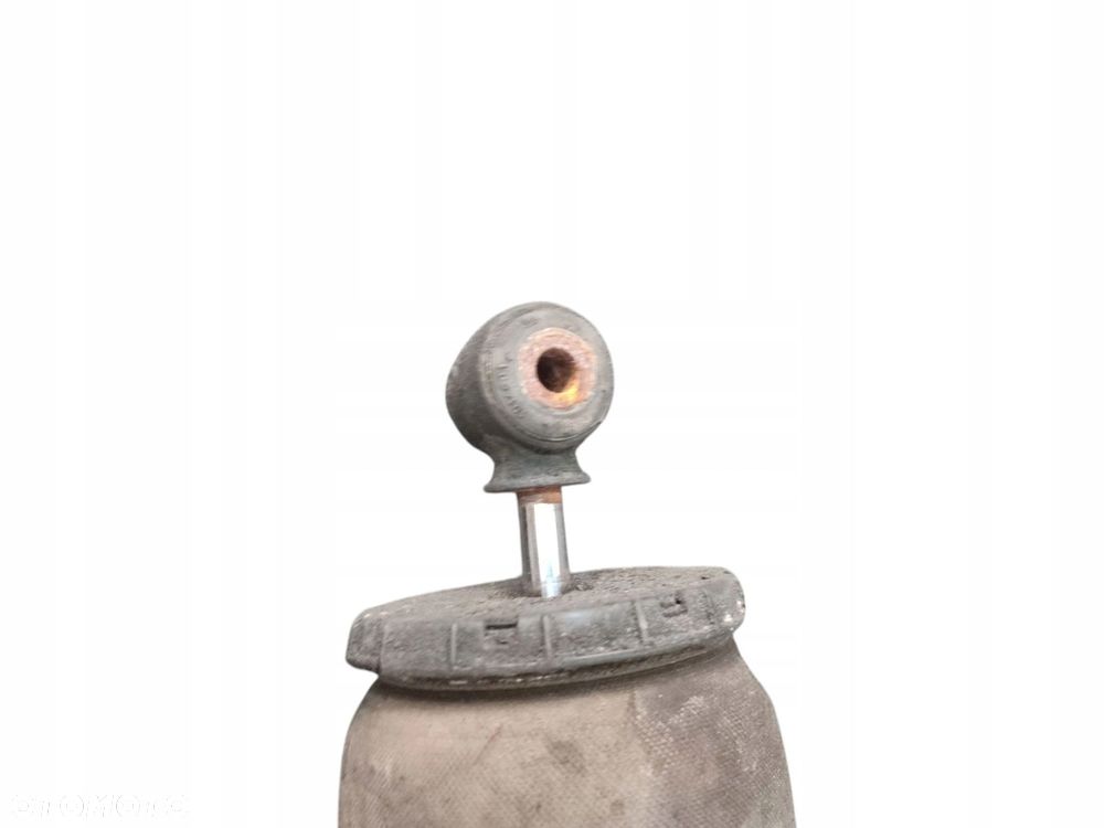 PODUSZKA ZAWIESZENIA KABINY PRAWY TYŁ MAN MAN TGX I 18.440 (2012-2016) 12.4 440KM - 3