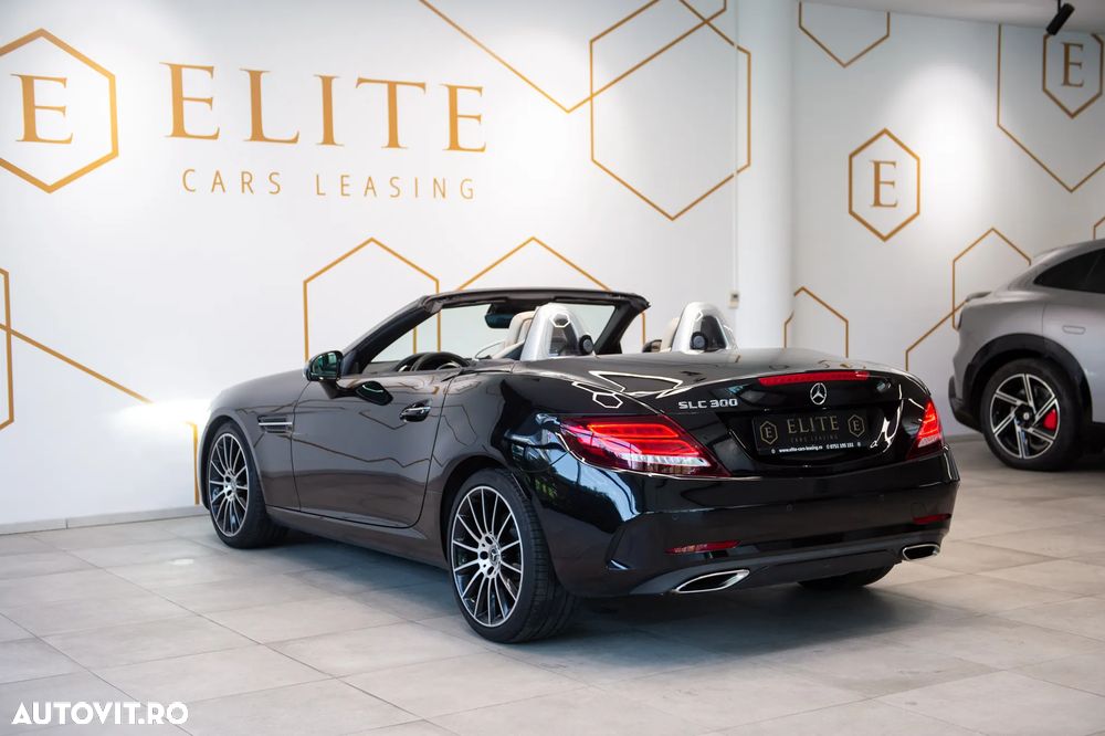 Mercedes-Benz SLC 300 9G-TRONIC - 11