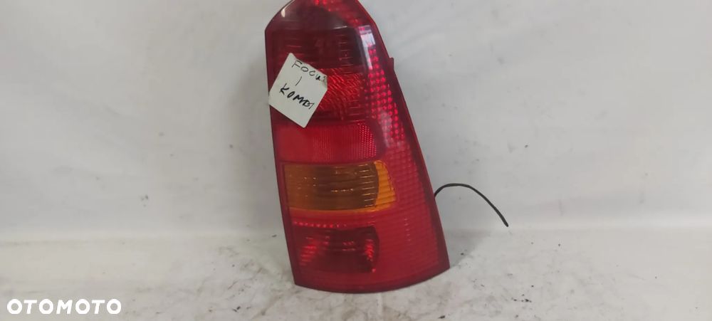 .  TYL TYLNA LAMPA PRAWA FORD FOCUS MK1 KOMBI - 1