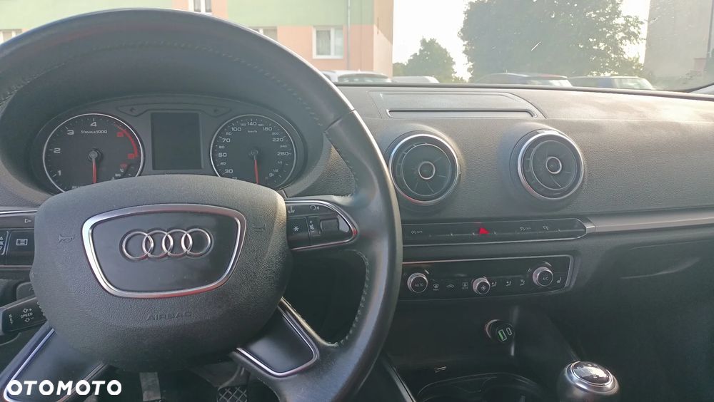 Audi A3 Sportback 1.6 TDI Sport - 30