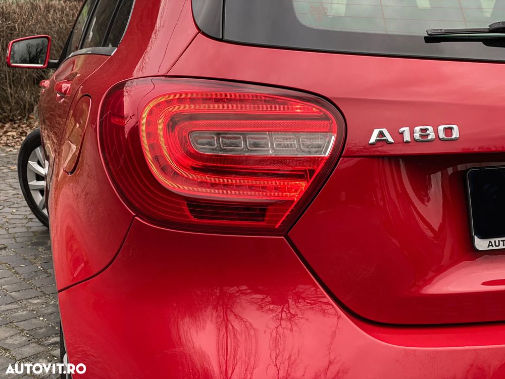 Mercedes-Benz A 180 Urban - 8