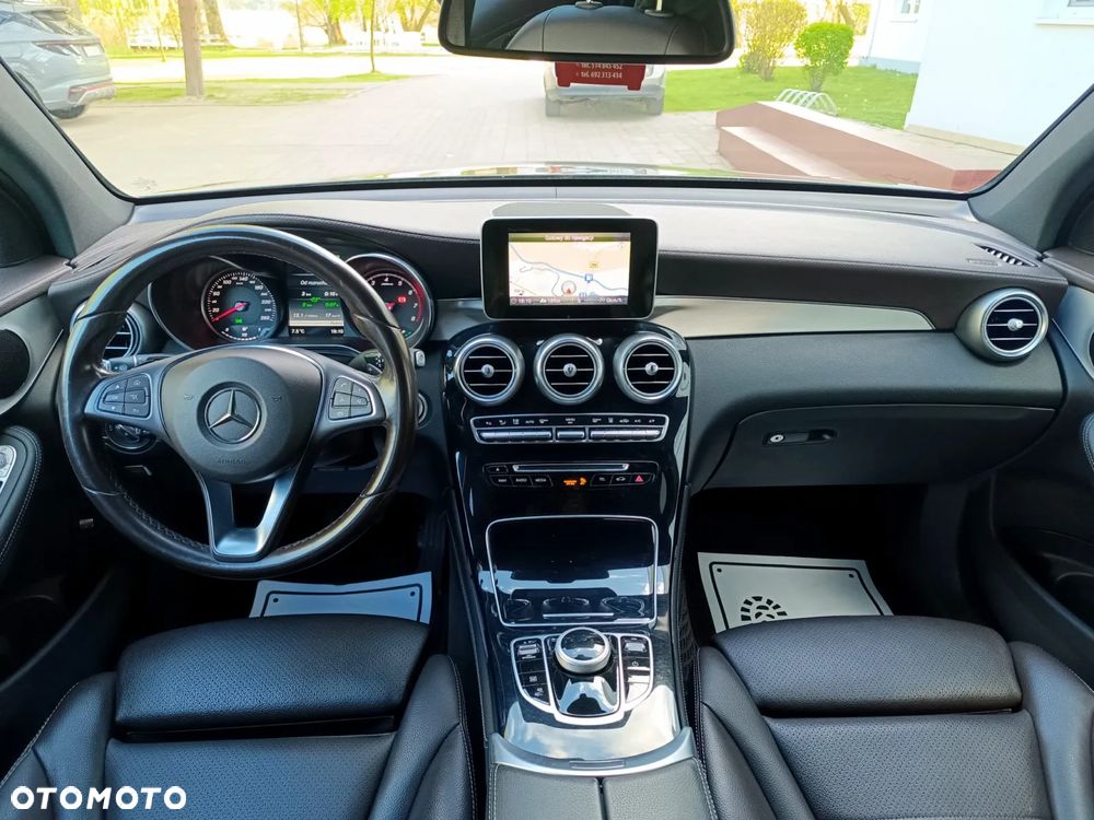 Mercedes-Benz GLC 350 e 4Matic 7G-TRONIC - 29