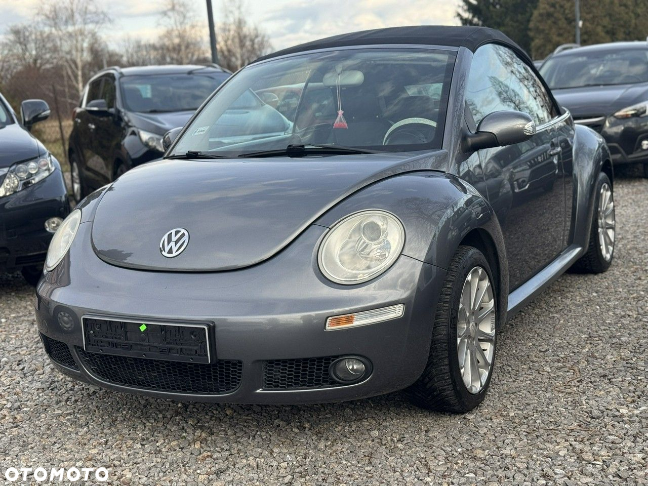 Volkswagen New Beetle - 9