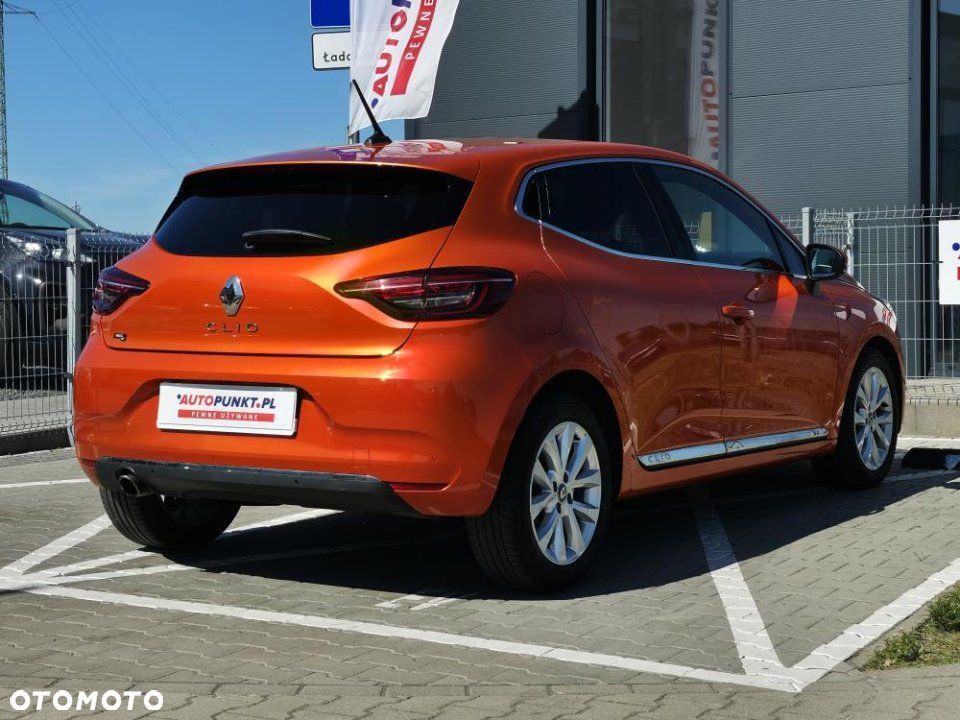 Renault Clio - 7
