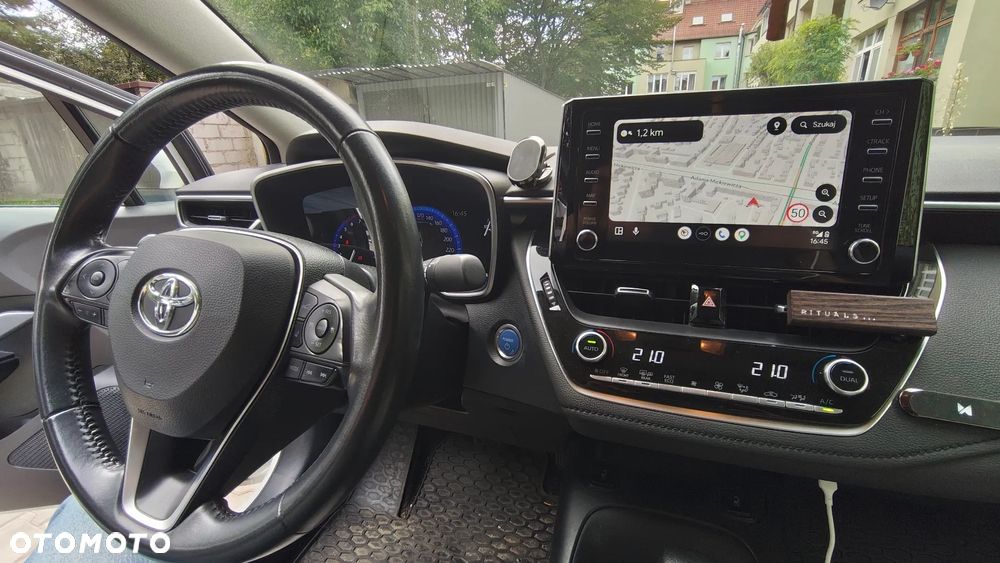 Toyota Corolla 1.8 Hybrid Comfort - 6