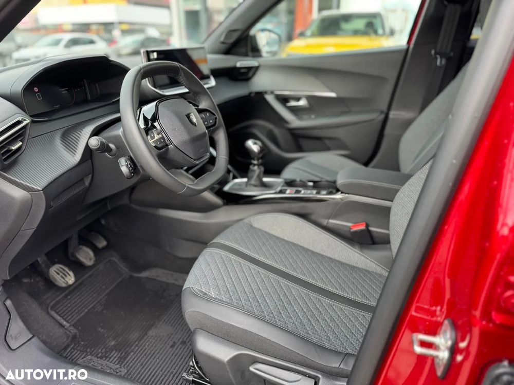 Peugeot 2008 1.2L PureTech 100 S&S BVM6 Allure - 9
