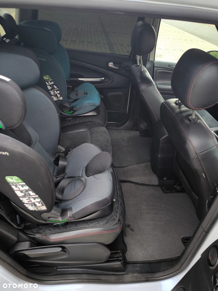 Ford S-Max 2.2 TDCi Titanium - 9