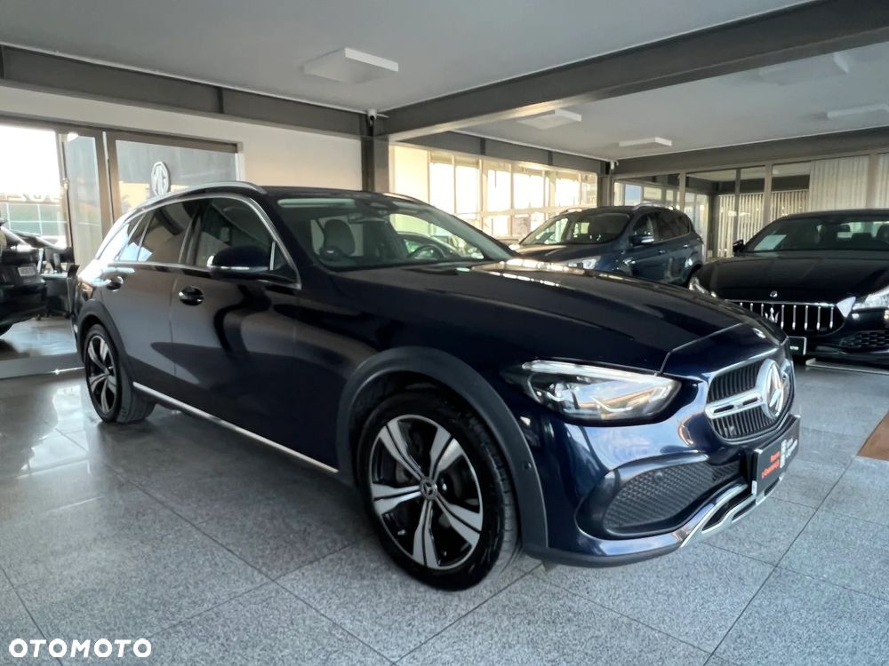 Mercedes-Benz Klasa C 220 d 4MATIC 9G-TRONIC - 3