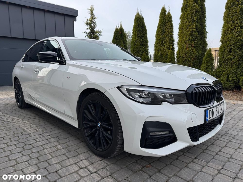 BMW Seria 3 318d M Sport - 3
