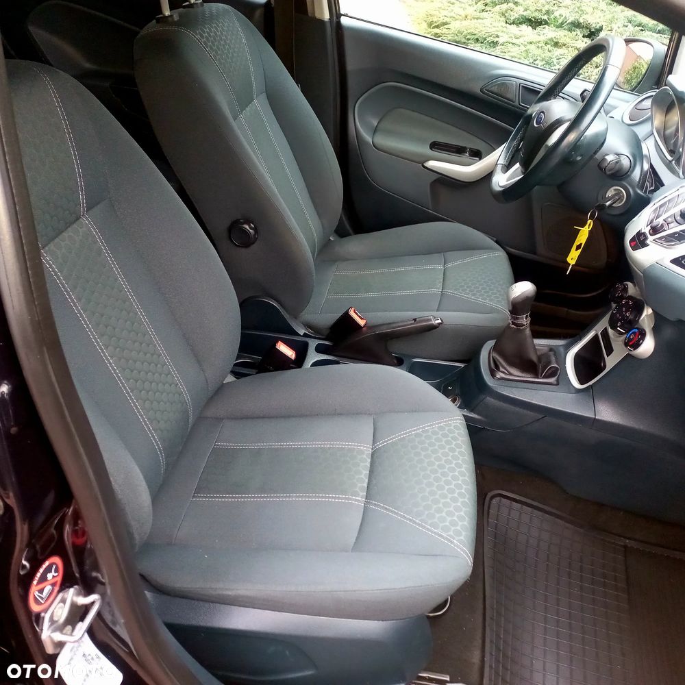 Ford Fiesta 1.25 Titanium - 14