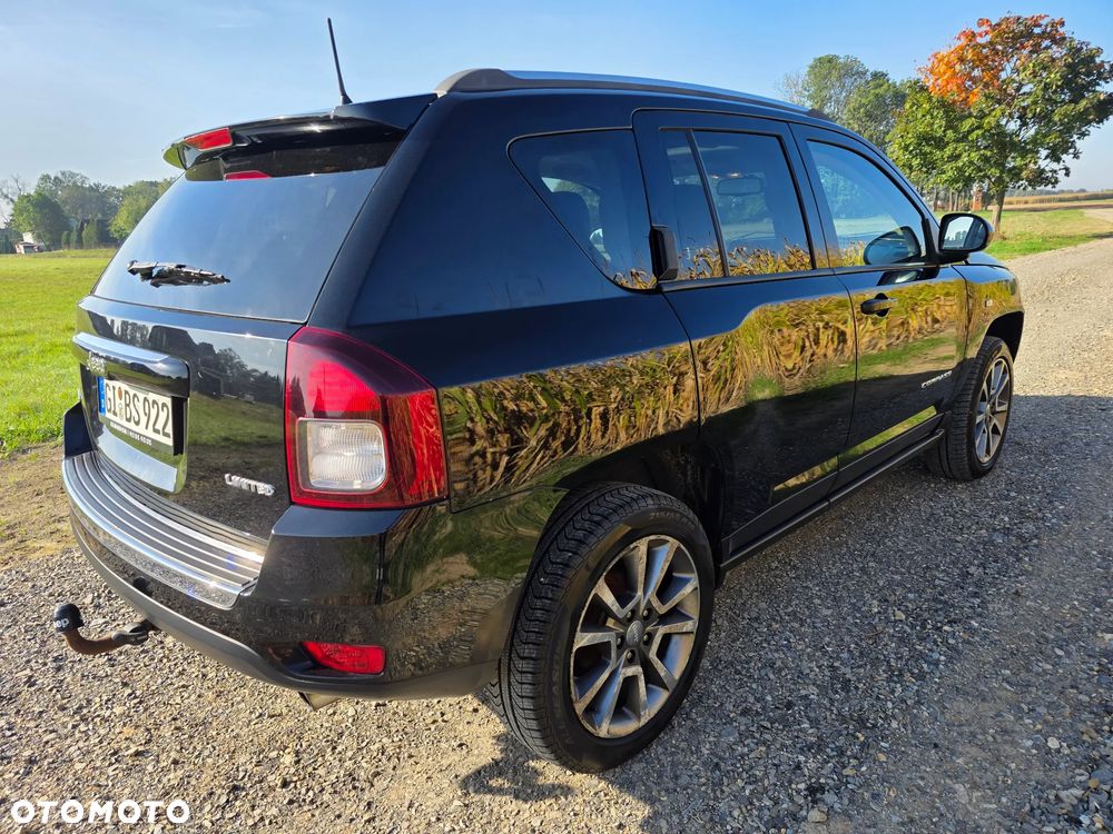 Jeep Compass - 35