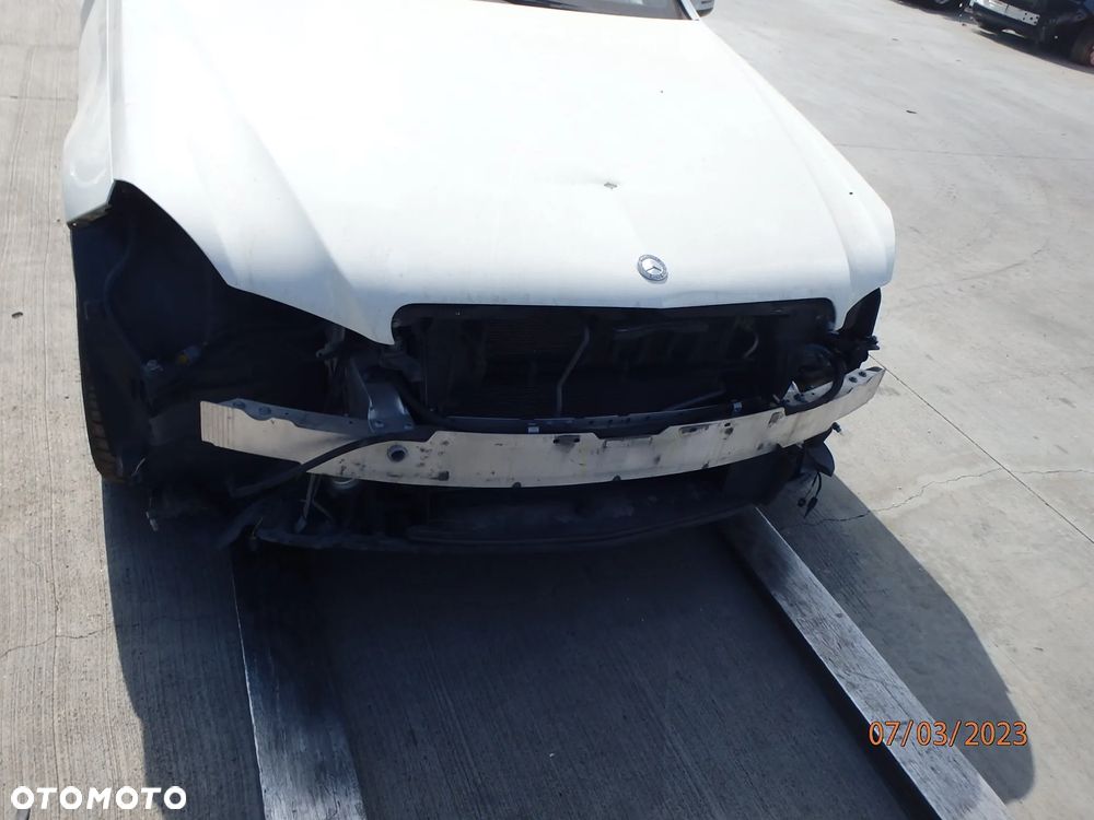 Mercedes-Benz Klasa E 350 BlueEFFICIENCY 7G-TRONIC Avantgarde - 12