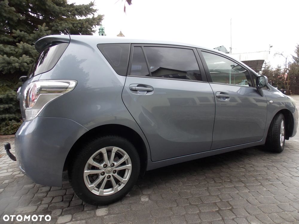 Toyota Verso 2.0 D-4D Sol plus - 17