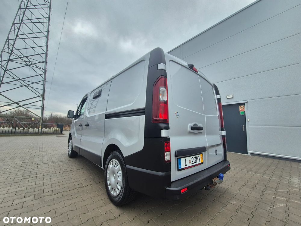 Opel Vivaro - 7