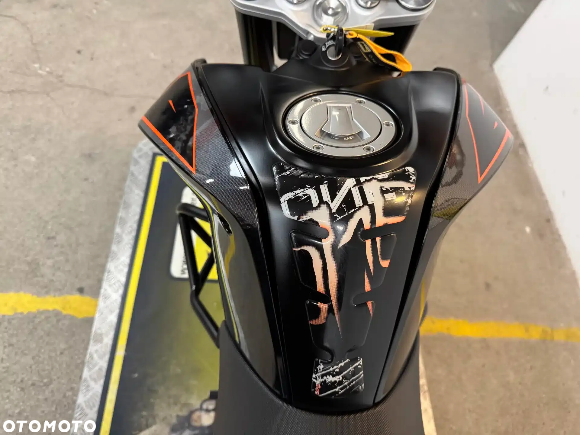 KTM Duke - 28