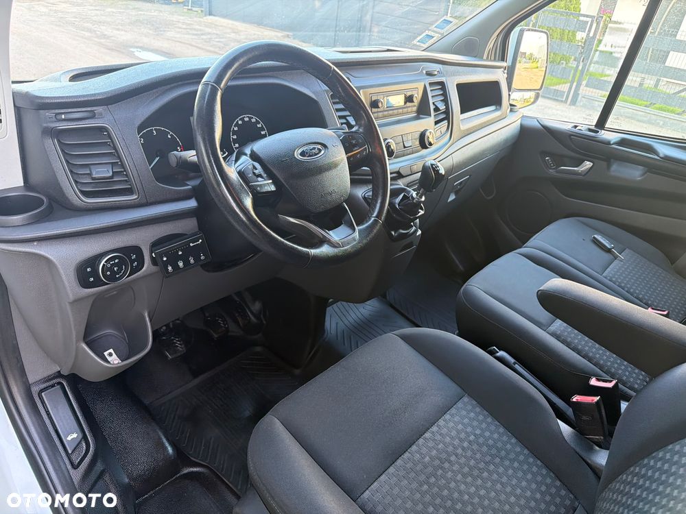 Ford TRANSIT CUSTOM - 29