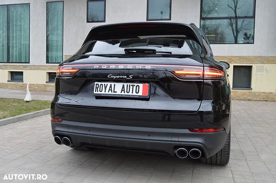Porsche Cayenne S Tiptronic S Platinum Edition - 17