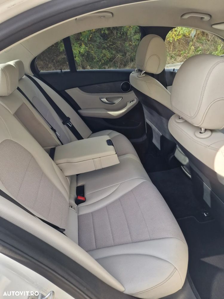 Mercedes-Benz C 220 d 4Matic T 7G-TRONIC - 8