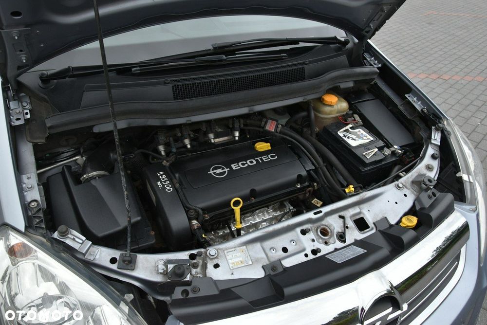 Opel Zafira - 28