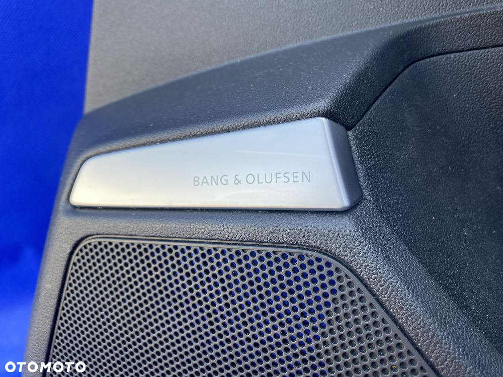 BOCZEK tapicerka drzwi AUDI A3 8Y prawy tył Bang Olufsen Ambiente - 6