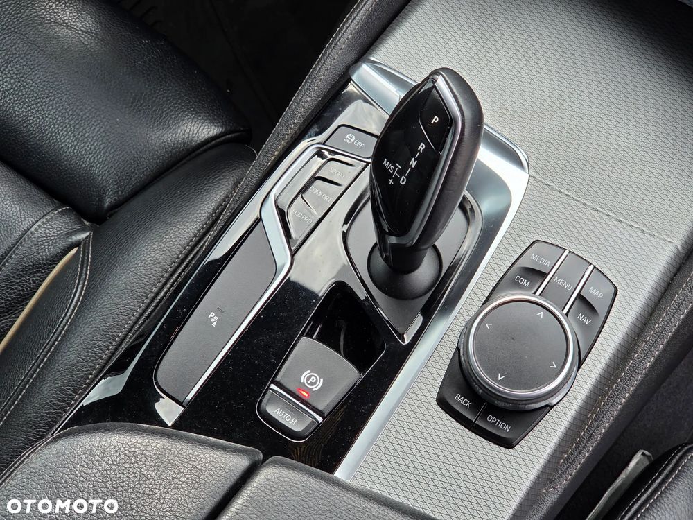 BMW Seria 5 520d M Sport Edition - 27