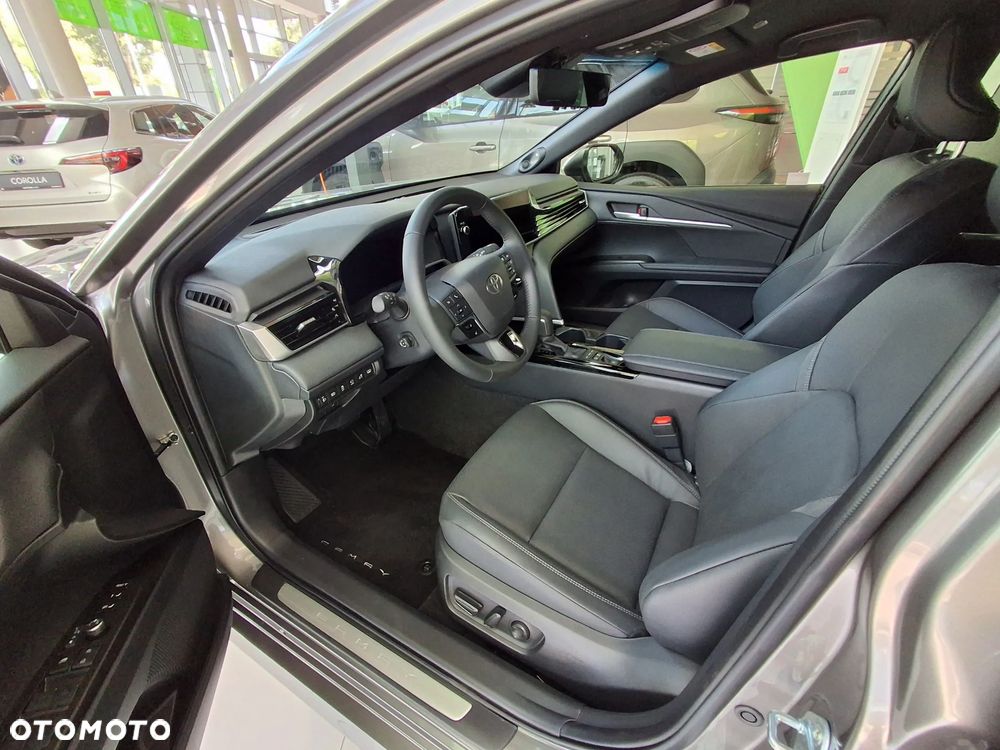 Toyota Camry 2.5 Hybrid Dynamic Force Executive e-CVT - 10