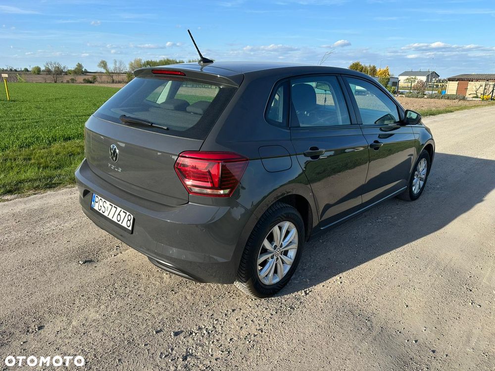 Volkswagen Polo - 4