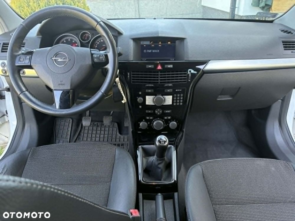 Opel Astra - 10