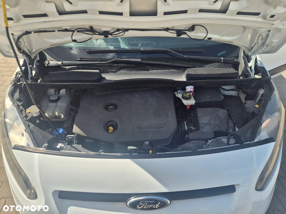 Ford Transit Connect - 15