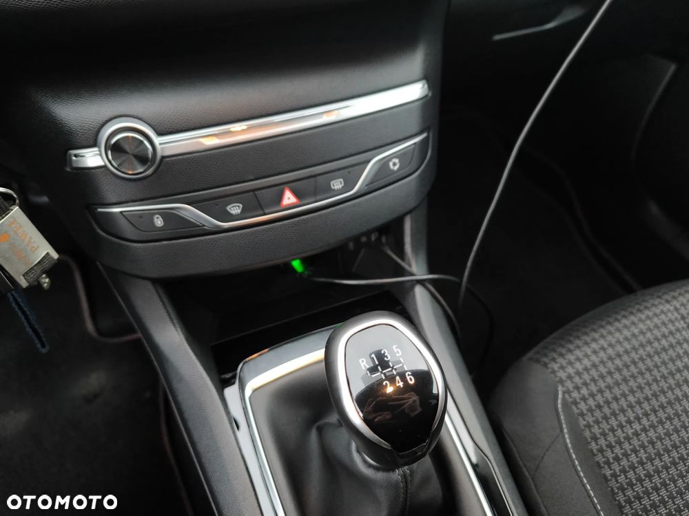 Peugeot 308 1.5 BlueHDi Business Line S&S - 10