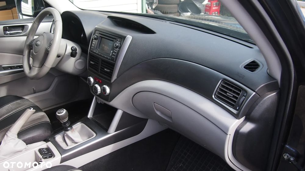 Subaru Forester 2.0D XE NAV Euro5 - 6