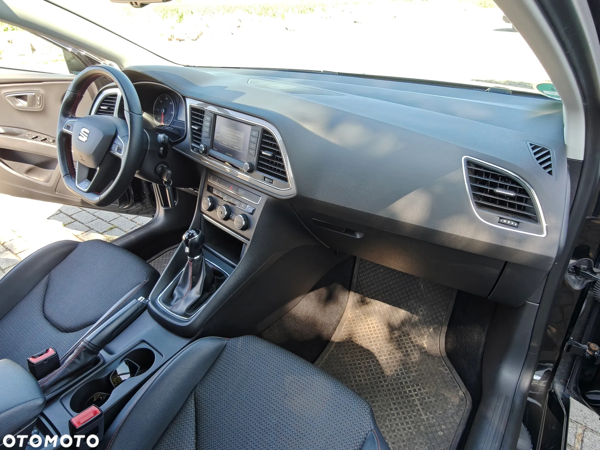 Seat Leon 2.0 TDI FR Black S&S - 31