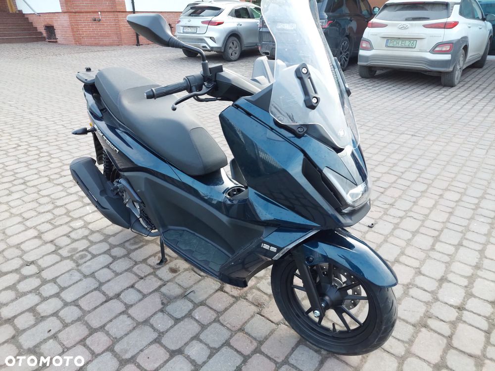Kymco Skytown - 8