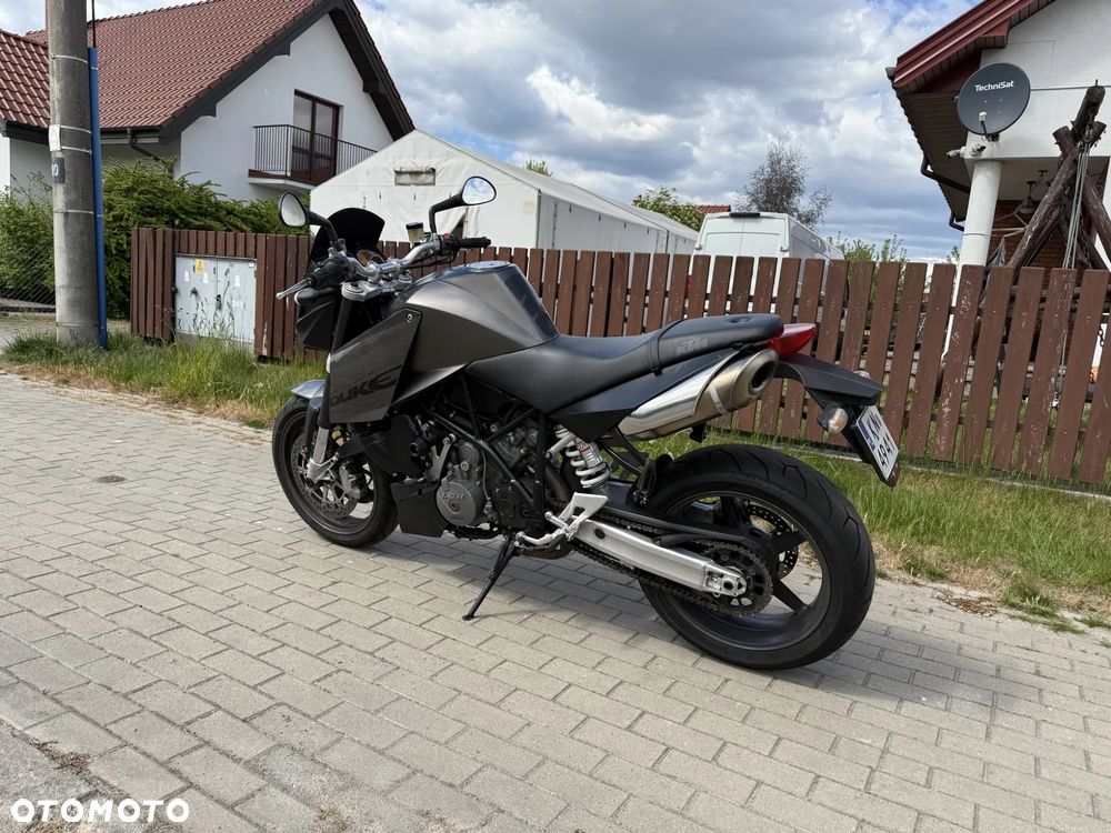 KTM Super Duke - 4