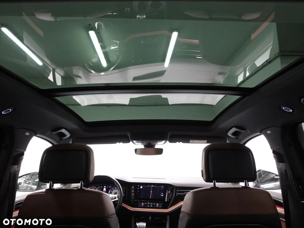 Volkswagen Touareg 4.0 V8 TDI SCR 4Motion Automatik - 28