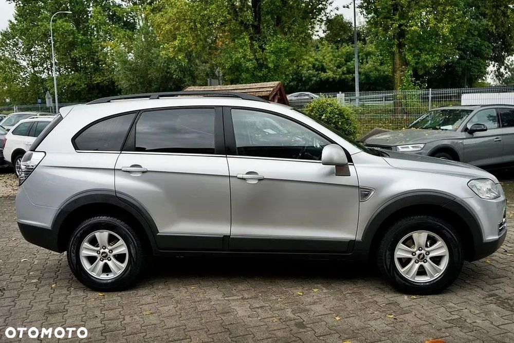 Chevrolet Captiva 2.0 d LS - 8