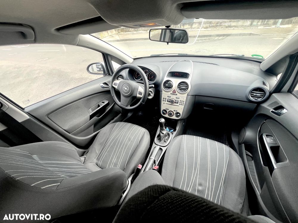 Opel Corsa 1.2 16V Color Edition - 9