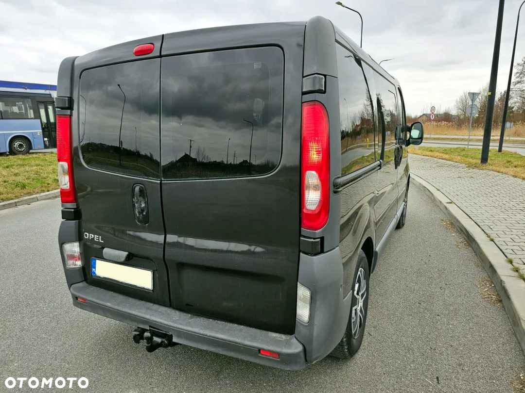 Opel Vivaro - 9